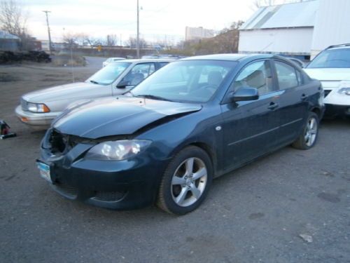2004 mazda 3 sedan *repairable*