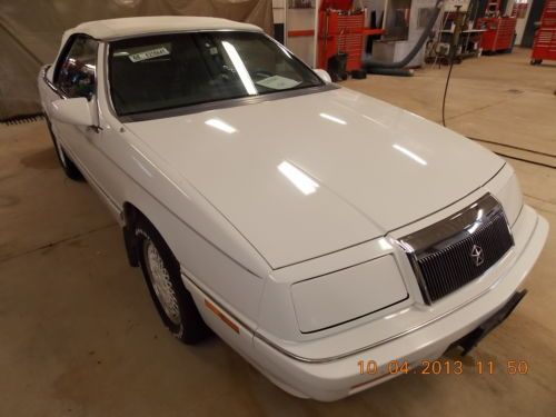 1989 chrylser lebaron turbo gt t1235641