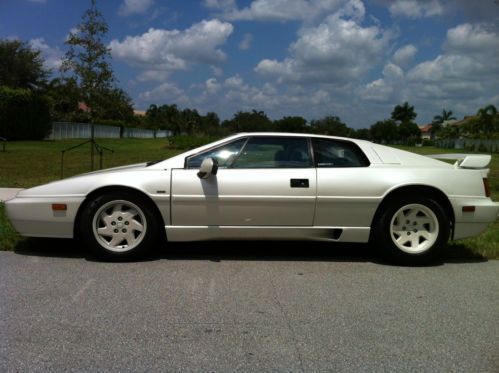 1989 lotus esprit turbo se coupe 2-door 2.2l