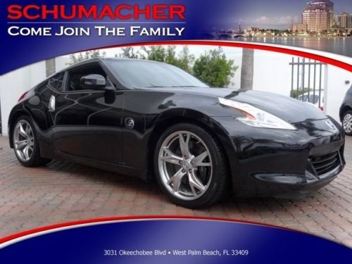 Nissan 370z  6-speed we finance!! clean  carfax