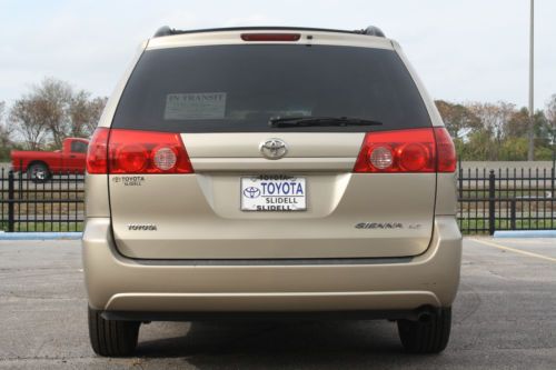 2009 Toyota Sienna LE Minivan 5-Door 3.5L, image 6