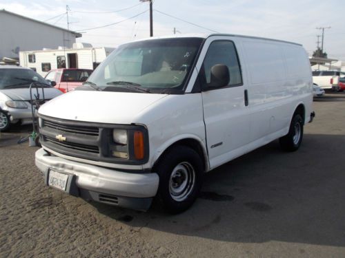 2001 chevy van, no reserve