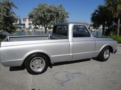 1972 chevrolet c-10 (restomod)