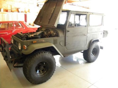 1972 toyota fj 40 landcruiser barn find no reserve!!!!