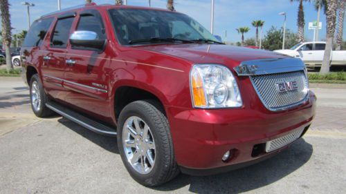 Low miles 8 passenger  6.2 liter v8 leather awd bose sound power hatch