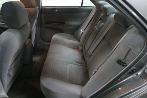 2006 Toyota Camry LE Sedan 4-Door 2.4L, image 8