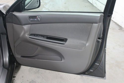 2006 Toyota Camry LE Sedan 4-Door 2.4L, image 15