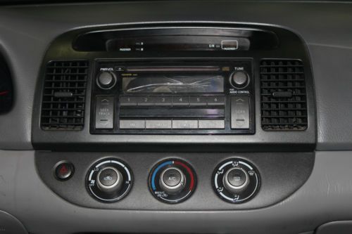 2006 Toyota Camry LE Sedan 4-Door 2.4L, image 18