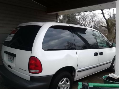 2000 dodge caravan se mini passenger van 4-door 3.0l