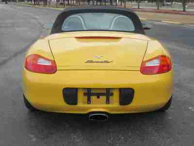 Yellow 2.5L V6 Gray Leather Manual Clean Low miles Smoke free, image 5