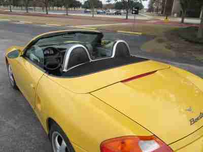 Yellow 2.5L V6 Gray Leather Manual Clean Low miles Smoke free, image 10