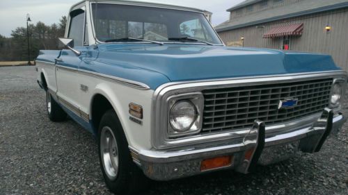 1972 chevy c-ten two toned blue &amp; white