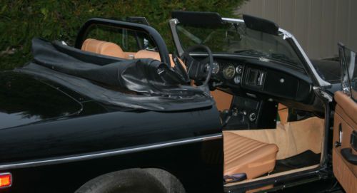 1977 MG MGB Convertible, image 12