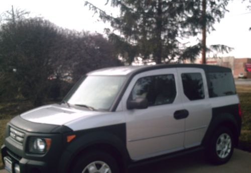 2008 awd honda element low mileage silver w/options