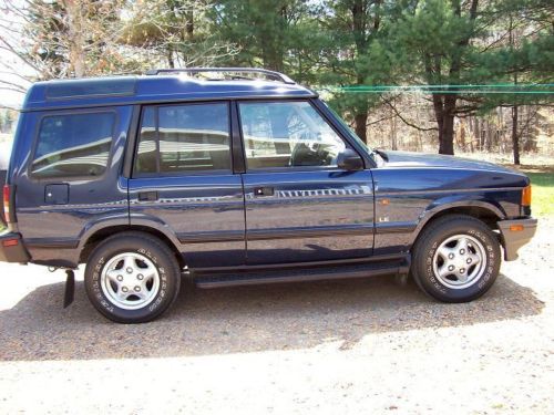 Real nice 1998 land rover discovery dark blue 4x4 suv
