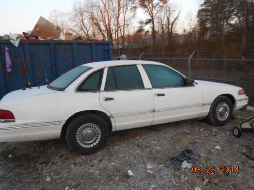 1996 ford crown vic