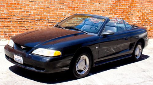 1995 ford mustang base convertible 2-door 3.8l