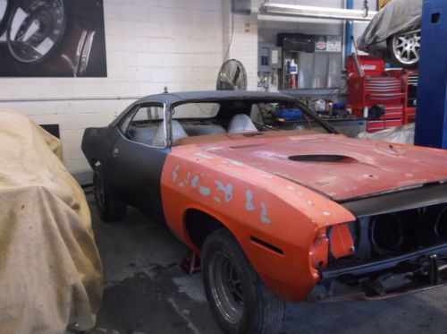 1970 plymouth barracuda / barn find