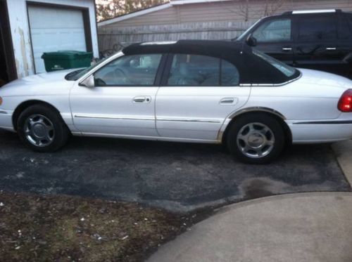 2001 lincoln continental base sedan 4-door 4.6l