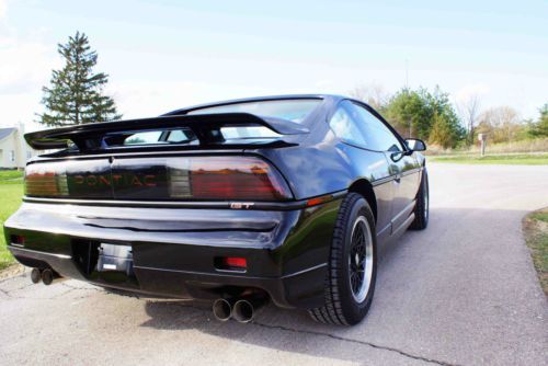 New conditon pontiac 1988 fiero