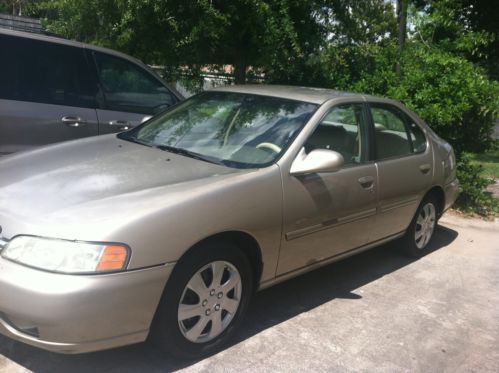 2001 nissan altima gxe sedan 4-door 2.4l