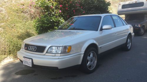 1995 audi s6 all wheel drive. beautiful snow car! excellent leather interior.