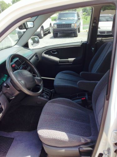 2001 Suzuki Grand Vitara Gold Edition, image 6