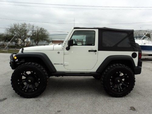 2010 jeep wrangler sport with 37's &amp; w/lift kit