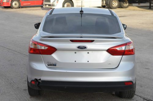 2012 Ford Focus SE SPORT 23K MILES FWD NO RESERVE SALVAGE REBUILDABLE, image 6