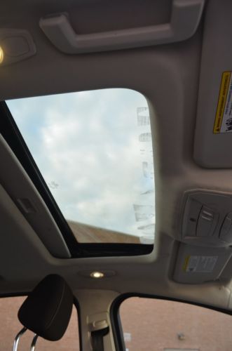 2012 Ford Focus SE SPORT 23K MILES FWD NO RESERVE SALVAGE REBUILDABLE, image 21