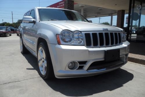 2007 jeep srt-8