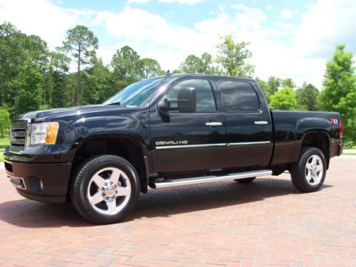 2011 gmc sierra 2500 hd - denali - crew cab - duramax - warranty - 22k miles