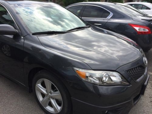 2011 toyota camry se sedan 4-door 2.5l