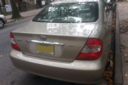 2004 Toyota LE, image 4