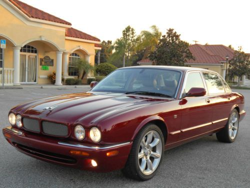 Xjr, carnival red/cashmere leather, low miles!! absolutely beautiful car