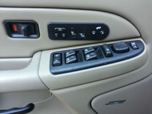 2005 Chevrolet Suburban 1500 LT Sport Utility 4-Door 5.3L, US $8,995.00, image 8