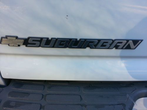 2005 Chevrolet Suburban 1500 LT Sport Utility 4-Door 5.3L, US $8,995.00, image 15
