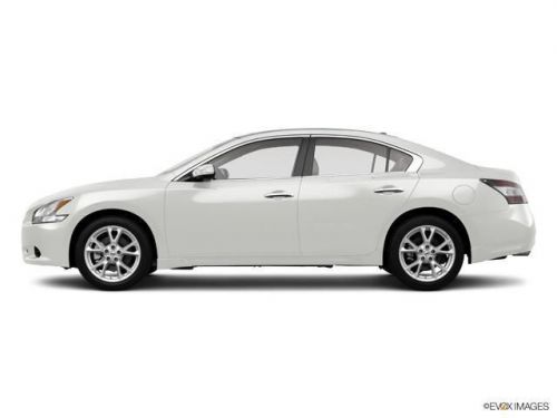2014 nissan maxima sv