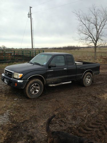 2000 toyota tacoma sr5 extended cab pickup 2-door 3.4l 4wd