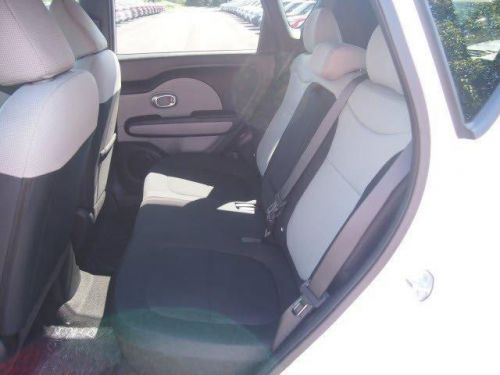 2014 kia soul base