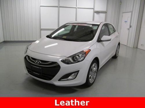 2014 hyundai elantra gt base