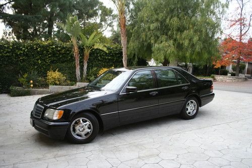 1999 mercedes benz s500 showroom condition, original owner, black/black!