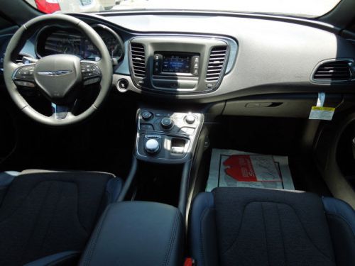 2015 Chrysler 200 S, US $29,149.00, image 2