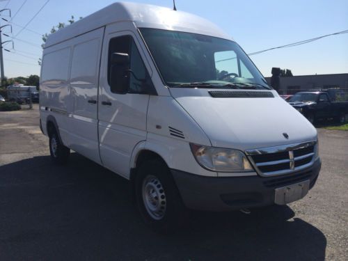 Dodge sprinter 2500 high top cargo van!!! one owner!!! low miles!!!