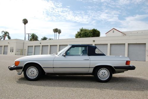 1982 mercedes-benz 380sl base convertible 2-door 3.8l