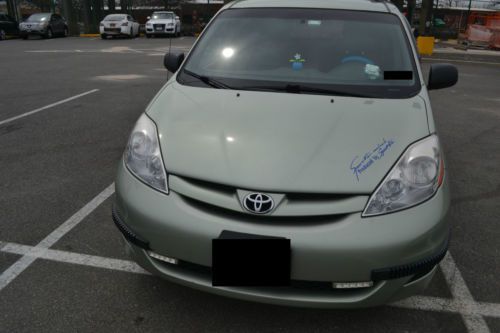 2008 toyota sienna le mini passenger van 5-door 3.5l