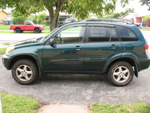 2002 toyota rav4 base sport utility 4-door 2.0l