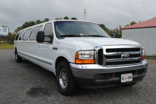 2000 ford excursion limo xlt