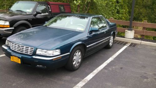 1995 cadillac el dorado  green  2 dr  60000 orig miles  great shape