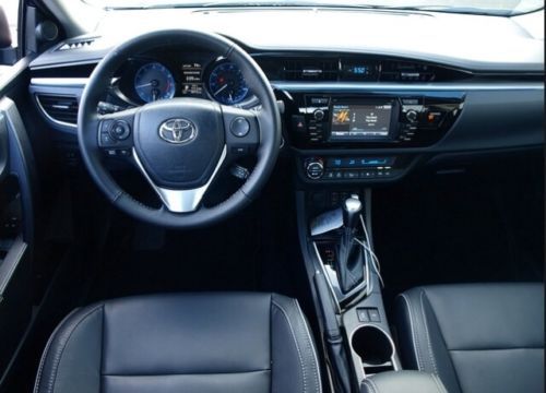 2014 Toyota corolla S, image 4